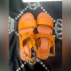 MOVING SALE!! $6!! Tan Sandals